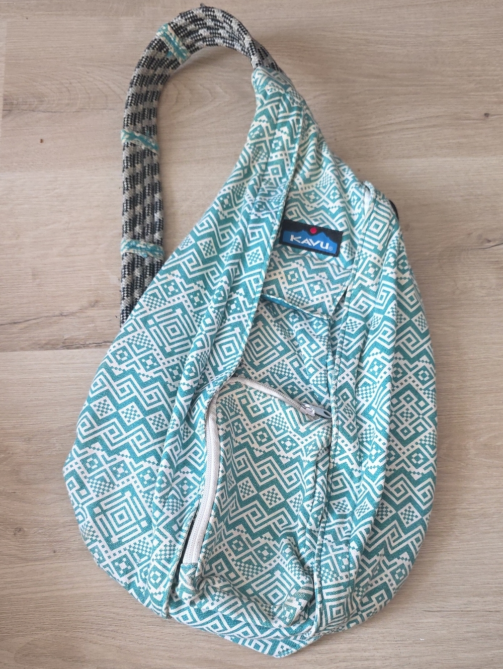 KAVU Original Rope Sling Bag Teal White Geometric Aztec Pattern